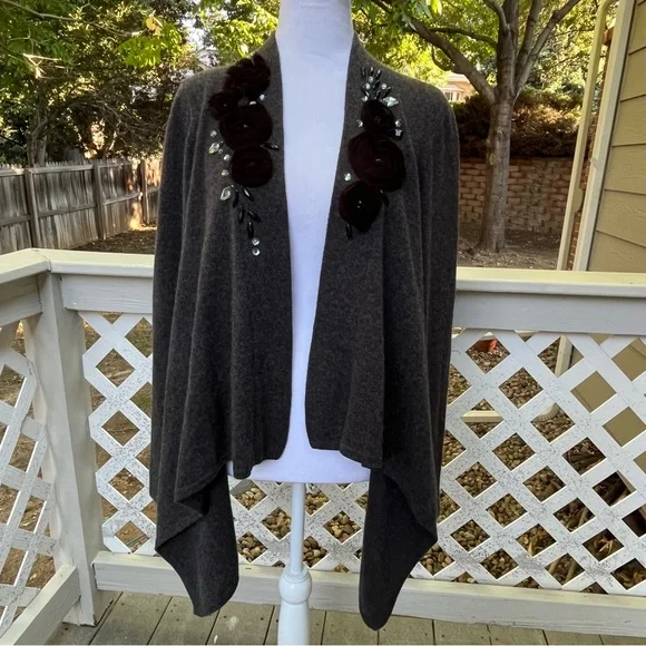 Saks 5th Avenue Open Gray Cardigan Cashmere Small Embellished Beaded Lagenlook - Picture 9 of 9